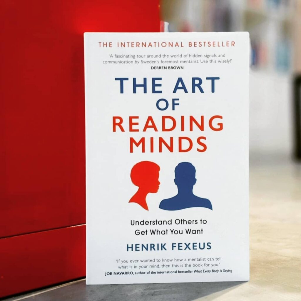 THE ART OF READING MINDS